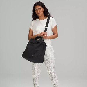 Lululemon On My Level Bag 2.0 19L